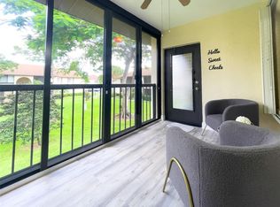 340 Knotty Pine Cir APT B-2, Greenacres, FL 33463