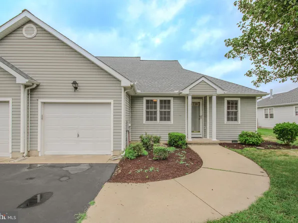 1021 E Schumaker Manor Dr, Salisbury, MD 21804