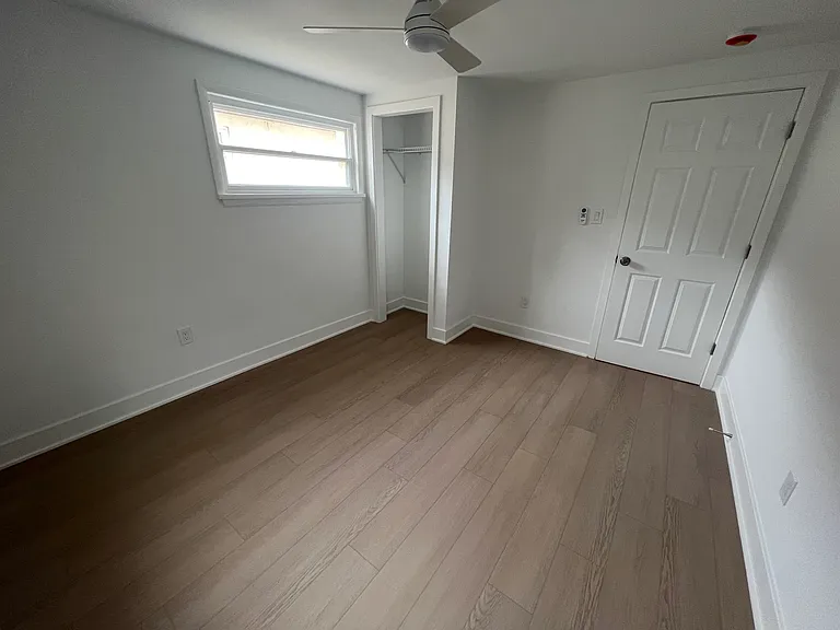 518 W Biddle Street — Photo 5