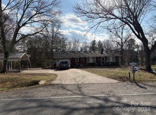 143 Acre Rock Rd, Lawndale, NC 28090