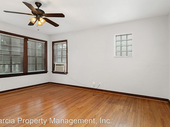 4th image of 3404 Lawn Ave #2F