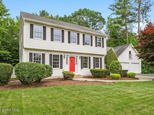 27 Willow Road, Queensbury, NY 12804