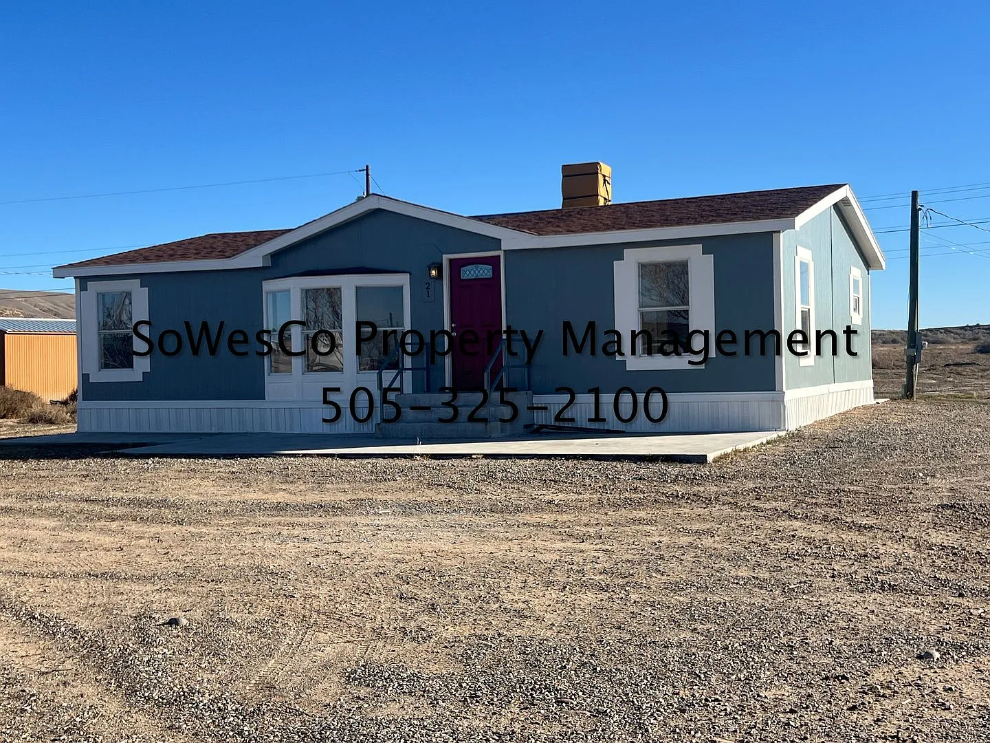 Beautiful 3 Bedroom 2 Full Bath Home — Photo 2