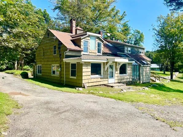 5 Boulder Ponds Drive, Somers, NY 10589