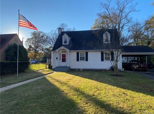 303 N Confederate Ave, Sandston, VA 23150