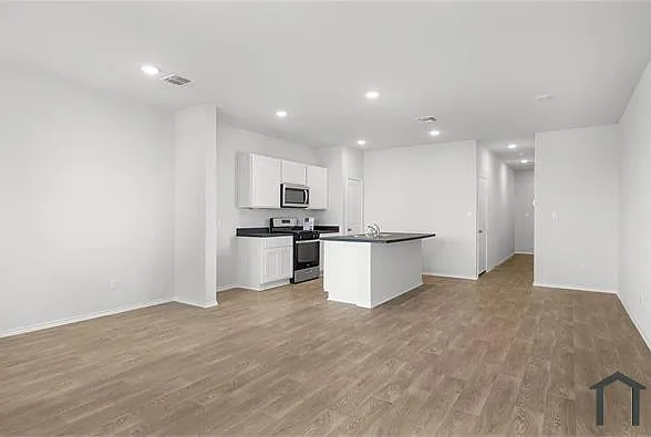 664 Walter Ellison Dr — Photo 10