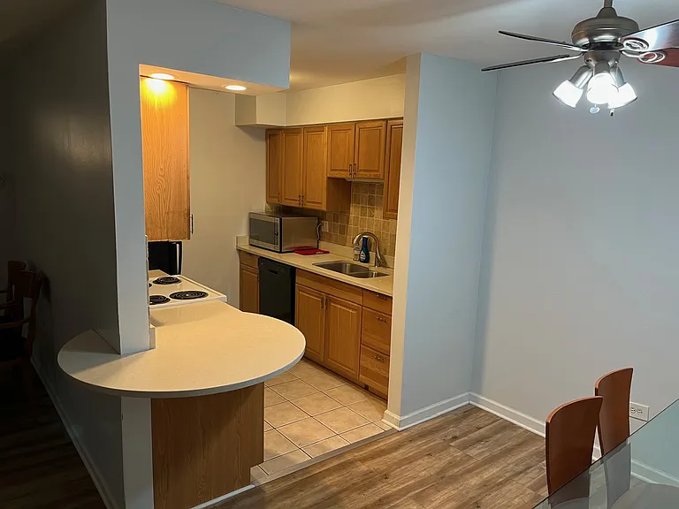 6105 Knoll Valley Dr #104 — Photo 3