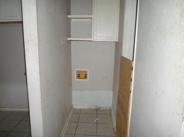 new-orleans-louisiana-2065568845 picture