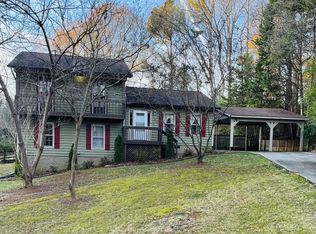 214 Colonial Dr, Belmont, NC 28012