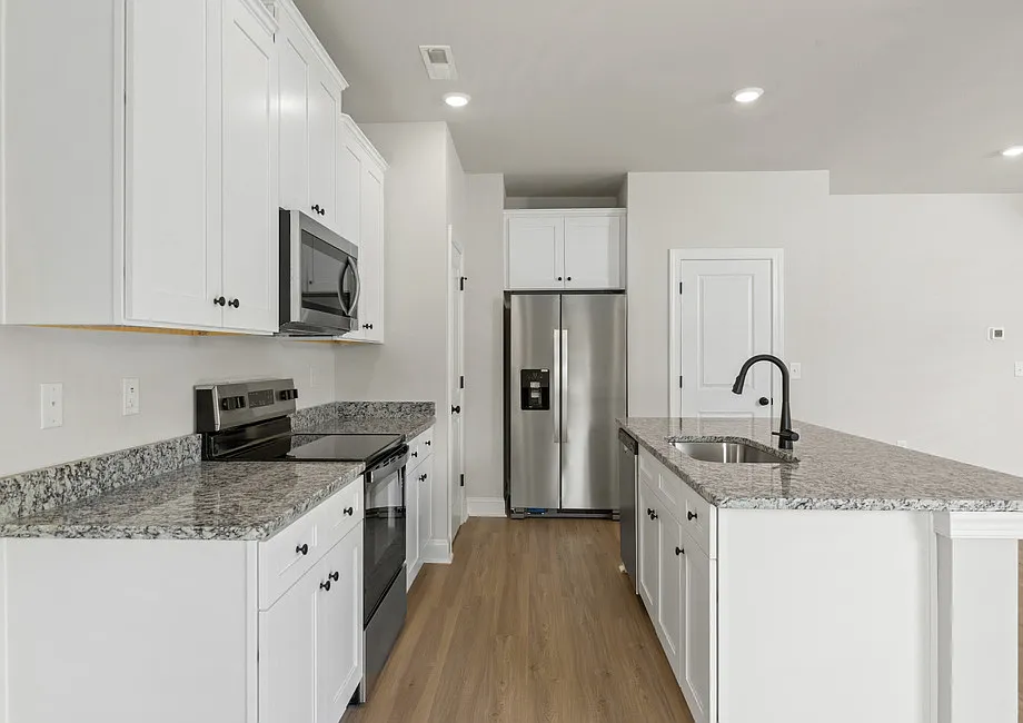 3 bed, 2.5 bath, 1700 sqft, $2,600 — Photo 4