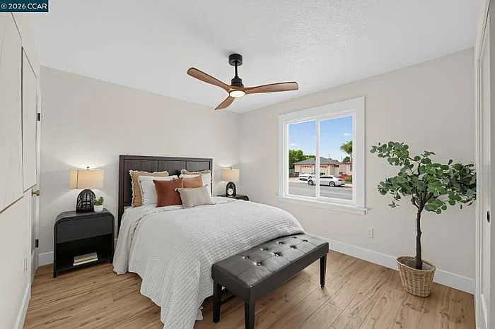 3 bed, 1533 sqft, $3,500 — Photo 2