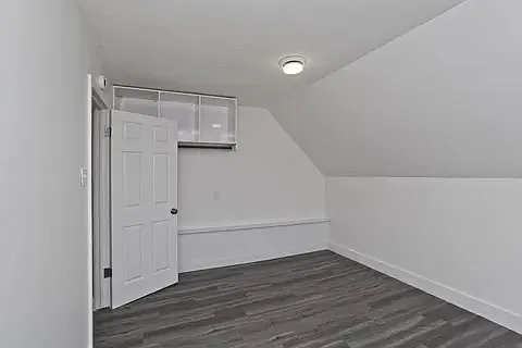 26 Huntington St #3 — Photo 15