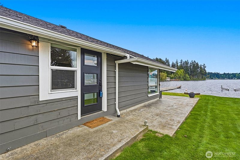 2nd image of 4302 Peninsula Road