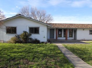 1600 Daniel St, Central Pt, OR 97502
