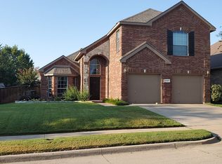 5440 Milford Dr, Fort Worth, TX 76137
