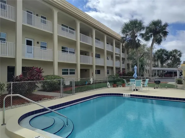 3850 13th Ave N APT 311, Saint Petersburg, FL 33713