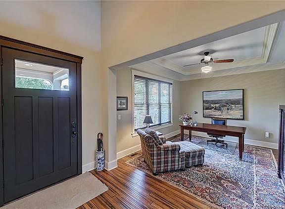 5th image of 104 Tuskarora Point Ln