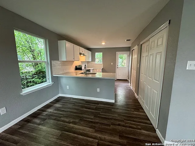 1023 Crystal — Photo 7