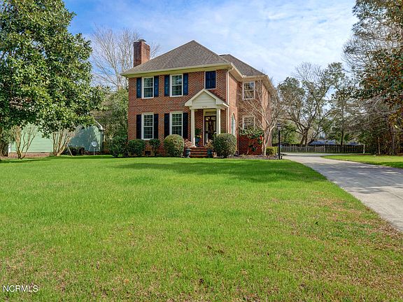 2nd image of 5733 Oak Bluff Ln