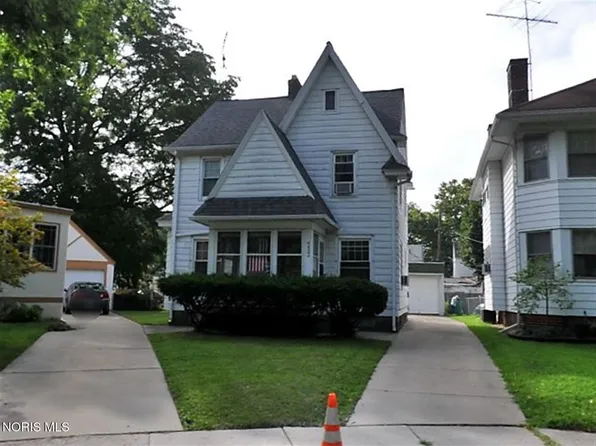 4452 Pennfield Rd, Toledo, OH 43612
