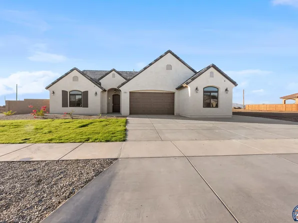2203 Manzanita, El Centro, CA 92243