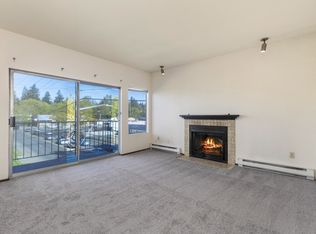 14505 32nd Ave NE APT 8, Shoreline, WA 98155
