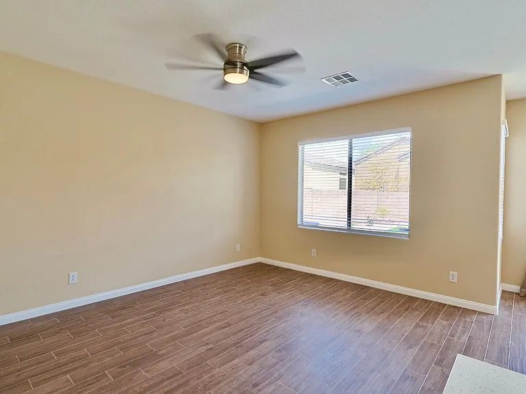 340 Sweet Sugar Pine Dr — Photo 14