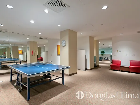 235 East 40th Street image 18 of 21