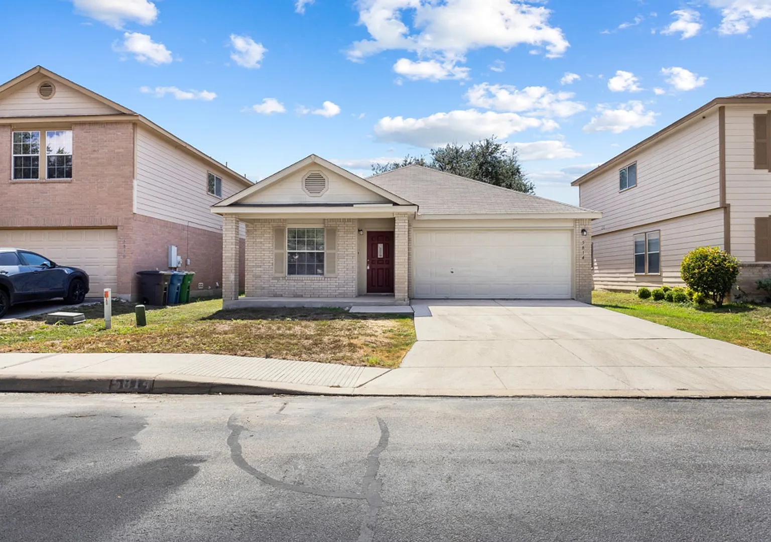 3 Bedroom/2 Bath The Park At University Hills Subdivision — Photo 1
