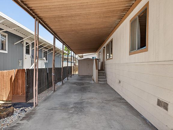 4th image of 812 W Clover Rd #62