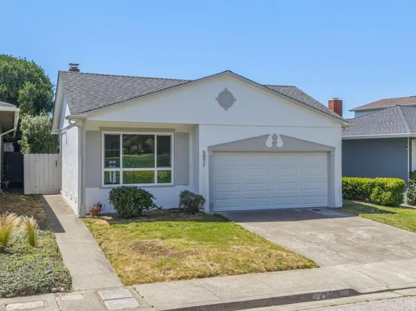 5077 Palmetto Ave, Pacifica, CA 94044