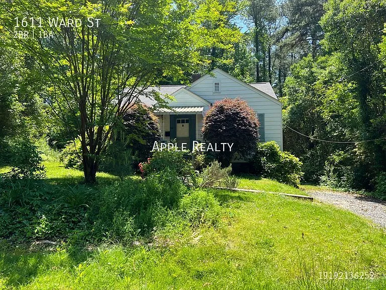 1611 Ward St — Photo 10