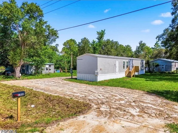 1468 Navaho Ave, Labelle, FL 33935