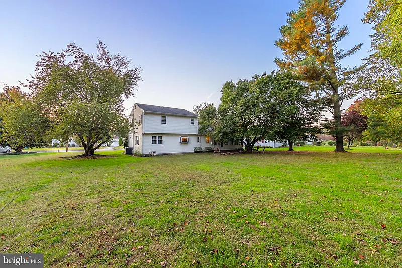 Thumbnail 18
