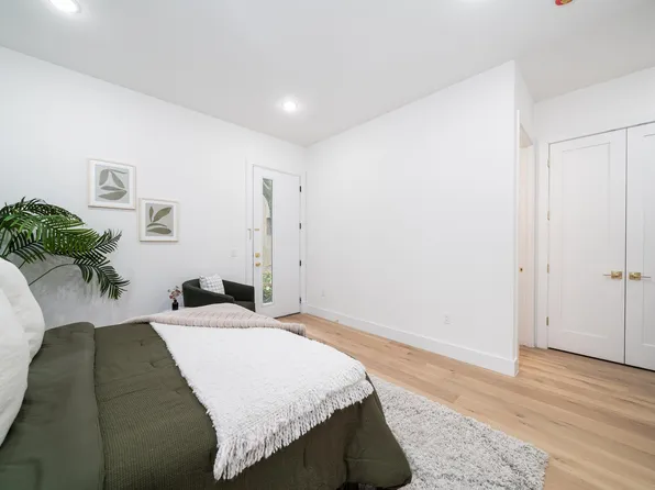 100 Webster Avenue image 31 of 42