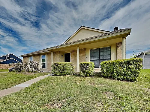 7621 Pebble Beach Dr Photo 1