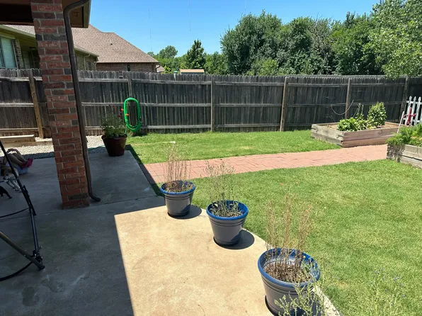 8905 SW 53rd Ct, Oklahoma City, OK 73179