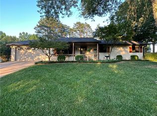 2920 NW Shelton Rd, Fayetteville, AR 72703