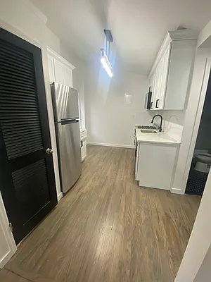 Rented by Fave Realty Inc | media 16