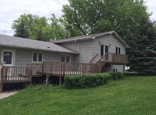 469 1st St, Ocheyedan, IA 51354