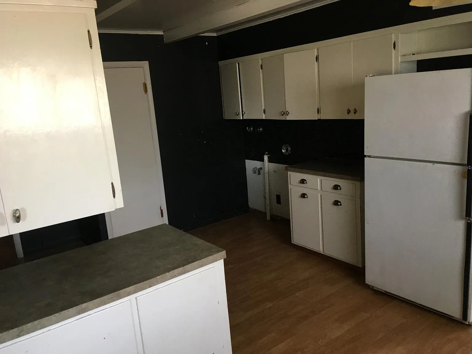 905 Court St — Photo 4