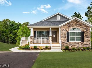 137 Hickory Hill Overlook Ct, Fredericksburg, VA 22405
