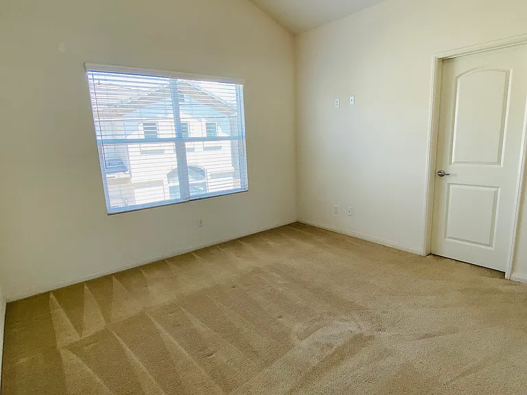 8692 Belmont St #B — Photo 12