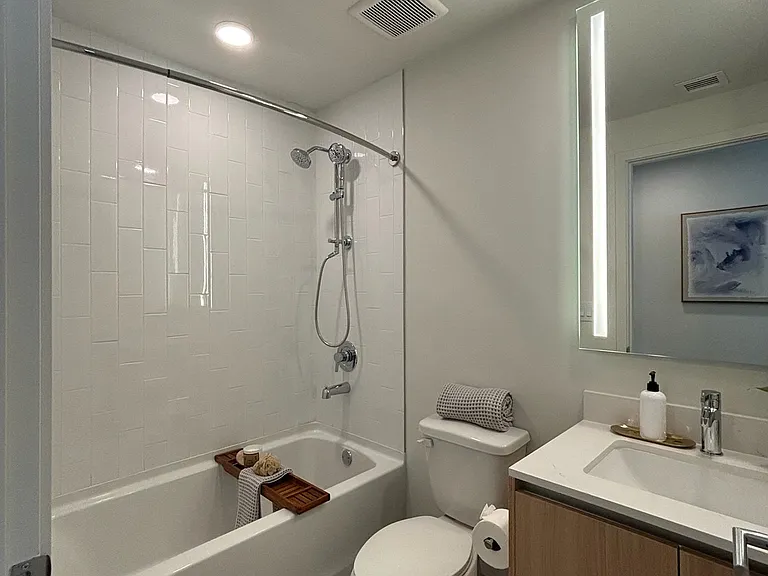 92 NW 29th St #587 — Photo 11