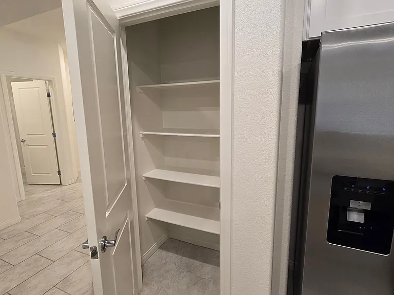 7647 Duran Harbor Ln — Photo 14