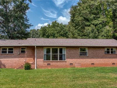 100 Henry Ave, Seneca, SC, 29678