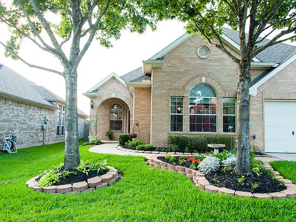 2 car attached garage