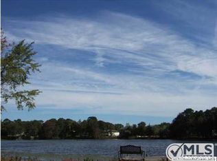 423 Lake Shore Dr, Brick, NJ 08723