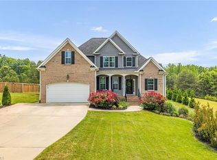 205 Northcrest Dr, Stokesdale, NC 27357
