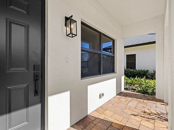 4th image of 2315 Zeder Avenue